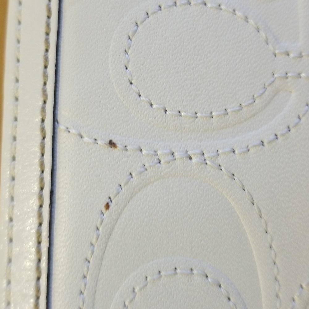 Coach Wallet - Picture 9 of 9
